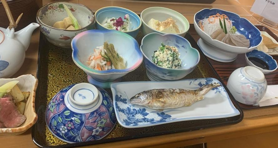 Iya Kankou Ryokan Мийоши Екстериор снимка